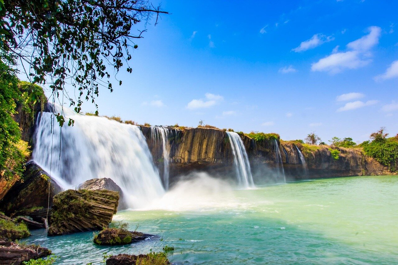 Begin your visa-prepared day with Vietnam’s tranquil ambiance